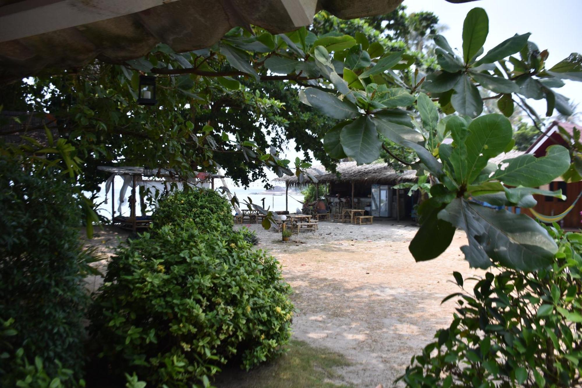 Hotel Colorful Hut Ko Pha Ngan Pokoj fotografie